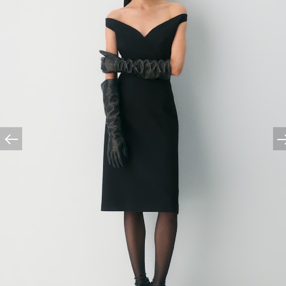Aritzia Elegant Black Strapless Dress